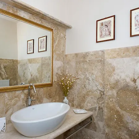 Relais Dei Mercanti And 4* פיזה