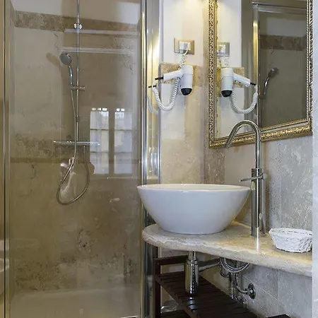Relais Dei Mercanti And 3* Πίζα